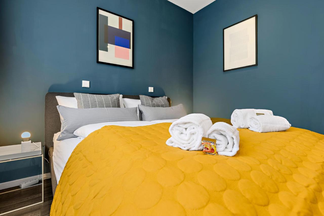 Apartment Luxomes - New Design - Kitchen - Parking Ingolstadt